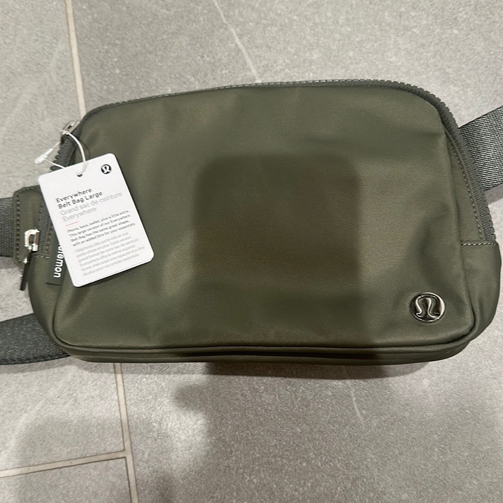 Everywhere Belt Bag Large 2L In Olive Green